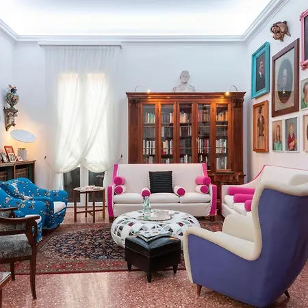 Casa Bertagni Bed & Breakfast 4*